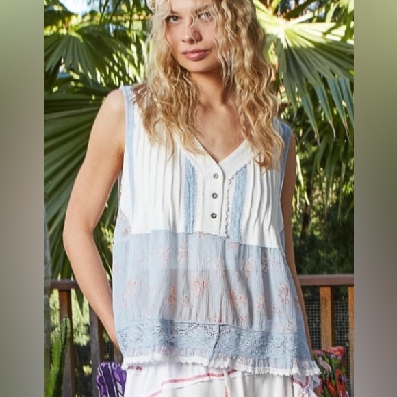 POL Tops - POL-Women’s NWOT Sleeveless Lace Trim Blouse - Blue, White and Floral size S